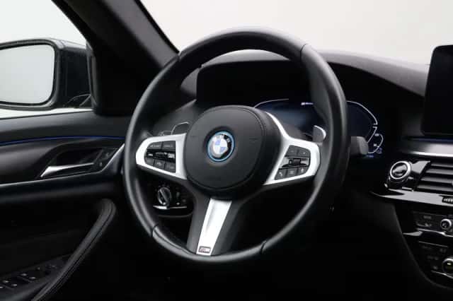 BMW 5-Serie (2022) thumbnail 2
