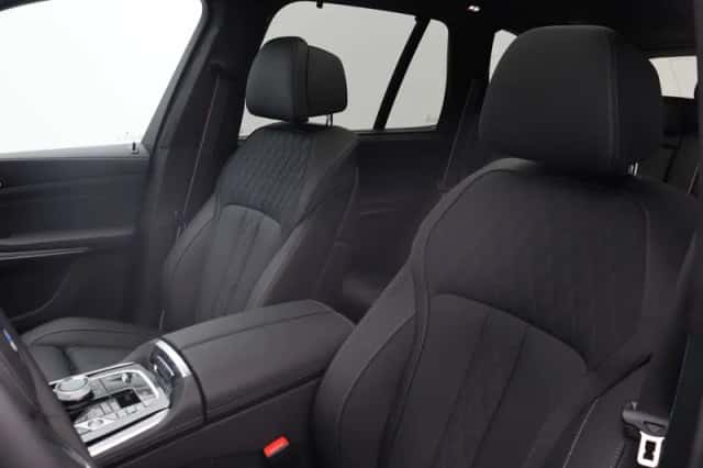 BMW X5 (2026) thumbnail 6