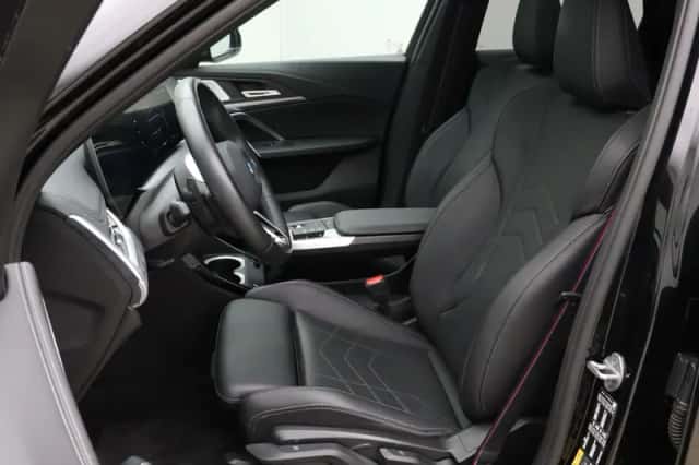 BMW X1 (2024) thumbnail 4
