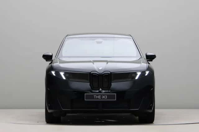 BMW iX3 (2026) thumbnail 6