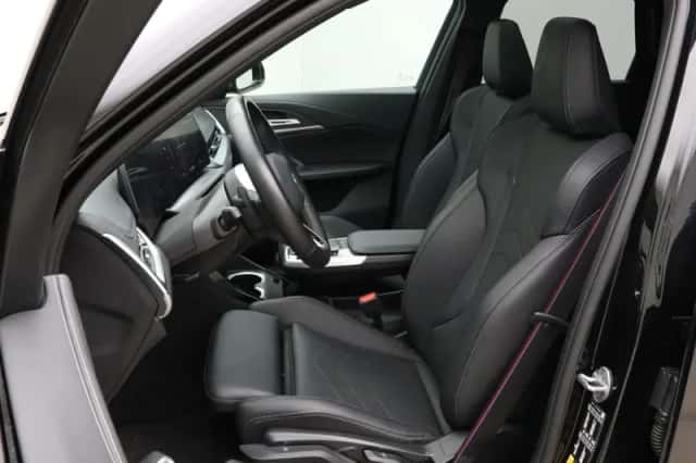 BMW X1 (2026) thumbnail 4