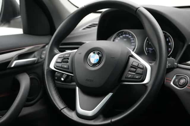 BMW X1 (2022) thumbnail 2
