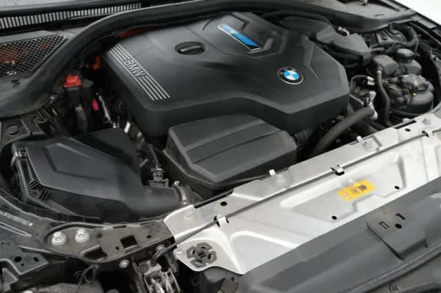BMW 3-Serie (2023) thumbnail 4