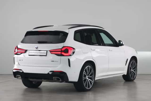 BMW X3 (2023) thumbnail 5