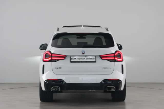 BMW X3 (2023) thumbnail 6
