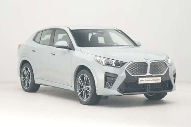 BMW iX2 (2025) thumbnail 6