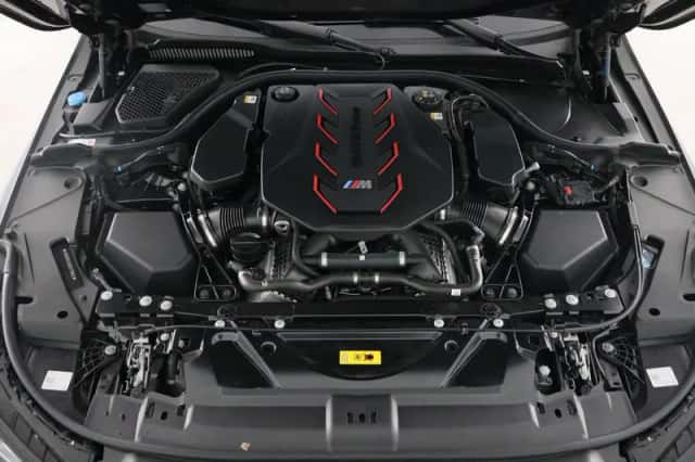 BMW M5 (2025) thumbnail 5
