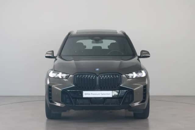 BMW X5 (2024) thumbnail 2