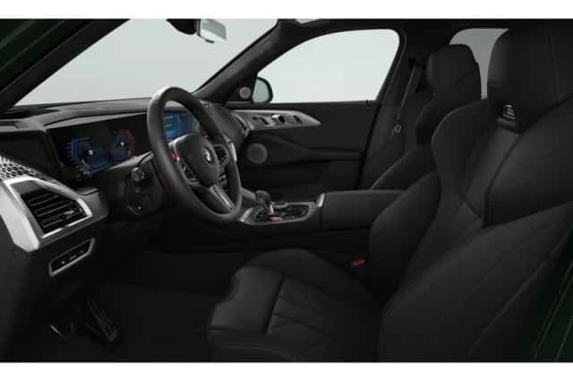 BMW XM (2026) thumbnail 3