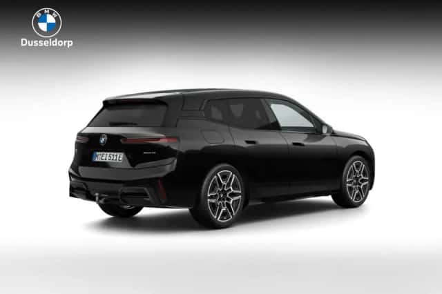 BMW iX (2026) thumbnail 2