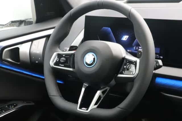 BMW X3 (2026) thumbnail 2