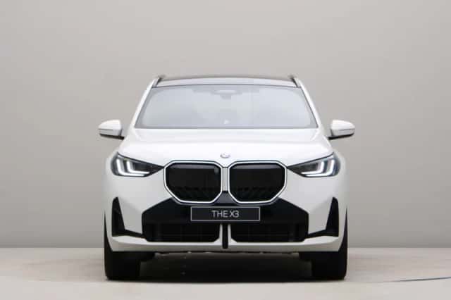 BMW X3 (2026) thumbnail 6