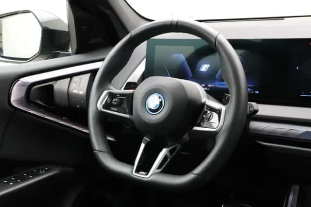 BMW X3 (2025) thumbnail 2