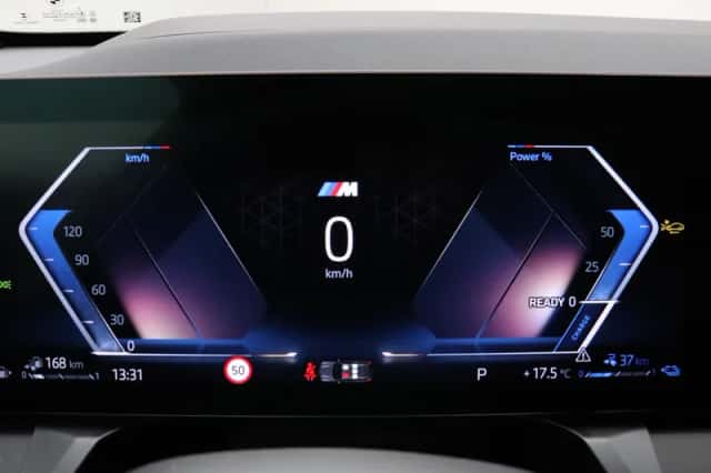 BMW X3 (2025) thumbnail 3