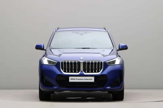 BMW X1 (2023) thumbnail 5