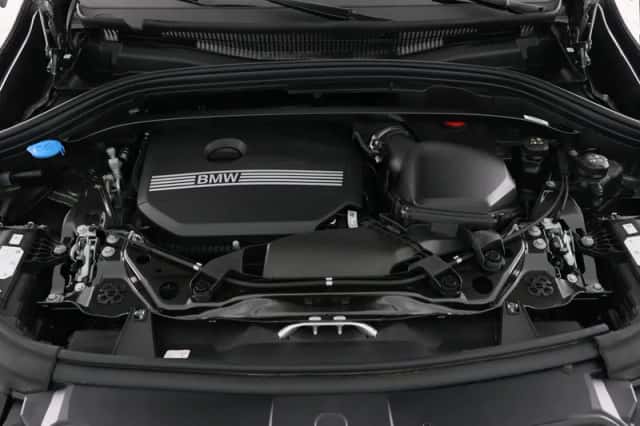 BMW X1 (2025) thumbnail 3