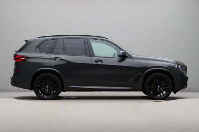 BMW X5 (2025) thumbnail 4