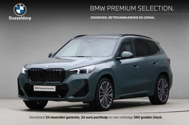 BMW iX1 (2023) thumbnail 1