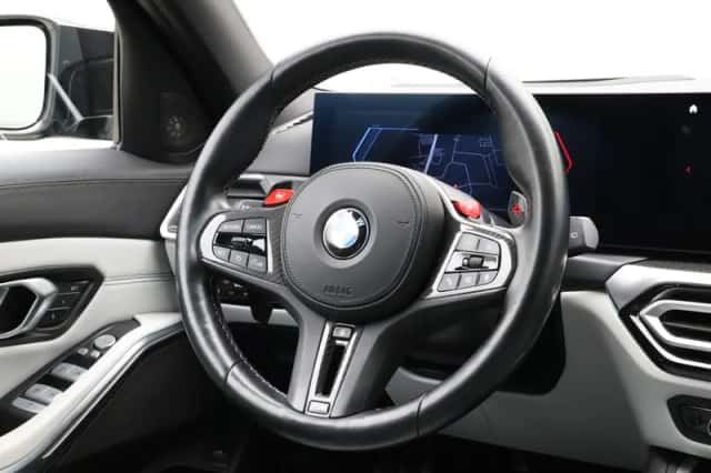BMW M3 (2024) thumbnail 2