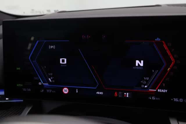 BMW M5 (2025) thumbnail 4