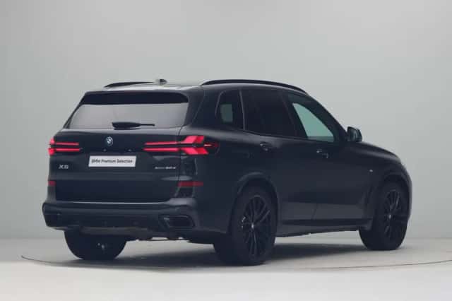 BMW X5 (2026) thumbnail 5