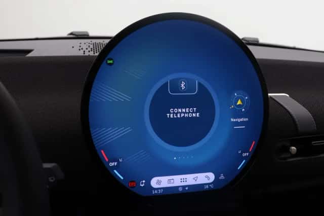 MINI Cooper (2026) thumbnail 2