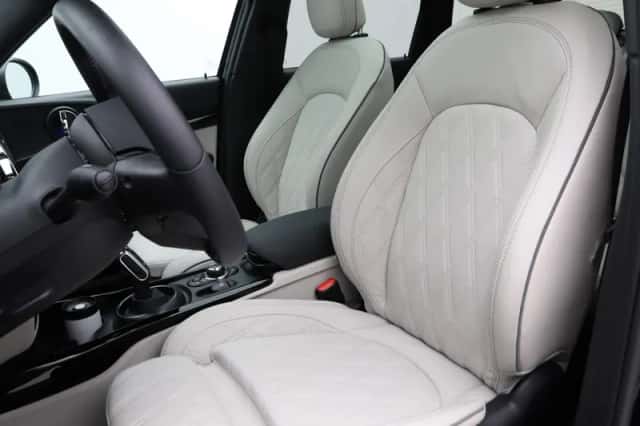 MINI Clubman (2023) thumbnail 5