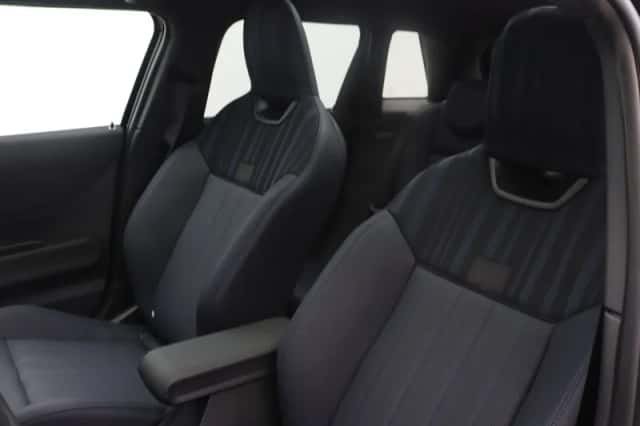 MINI Cooper S (2026) thumbnail 5