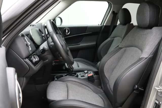 MINI Countryman (2023) thumbnail 4