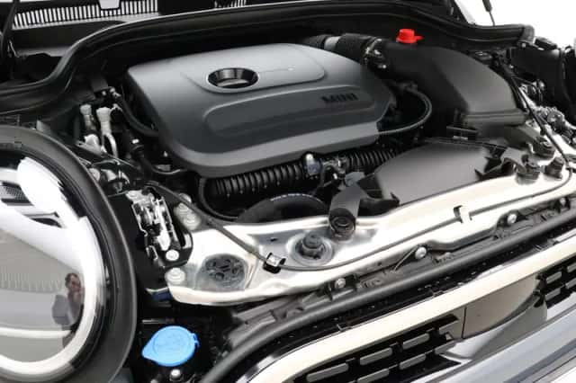MINI Cabrio (2026) thumbnail 5