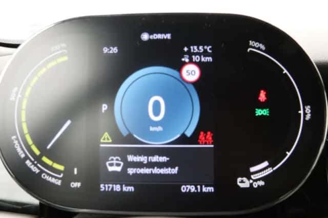 MINI Mini Electric (2022) thumbnail 3
