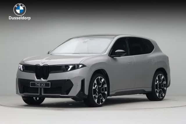BMW iX3 (2026) thumbnail 1