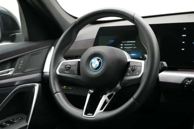 BMW X1 (2025) thumbnail 2