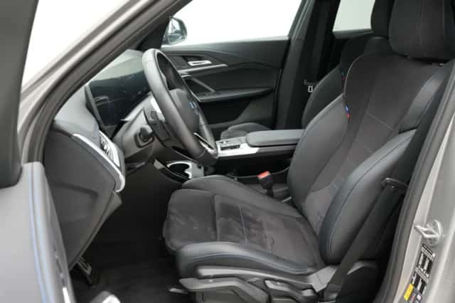 BMW X1 (2025) thumbnail 4