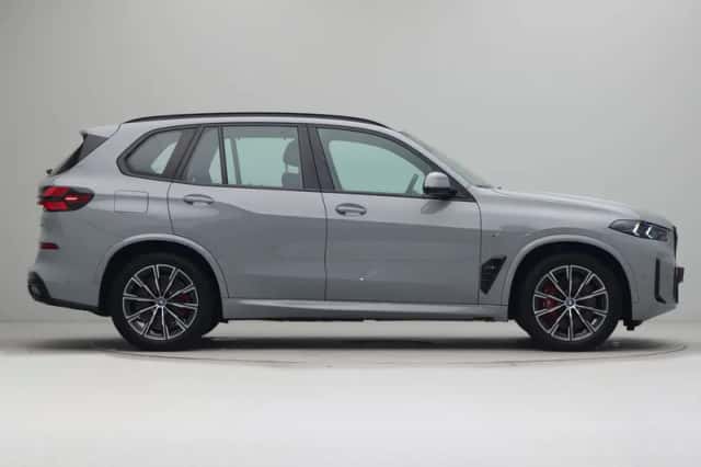 BMW X5 (2023) thumbnail 4