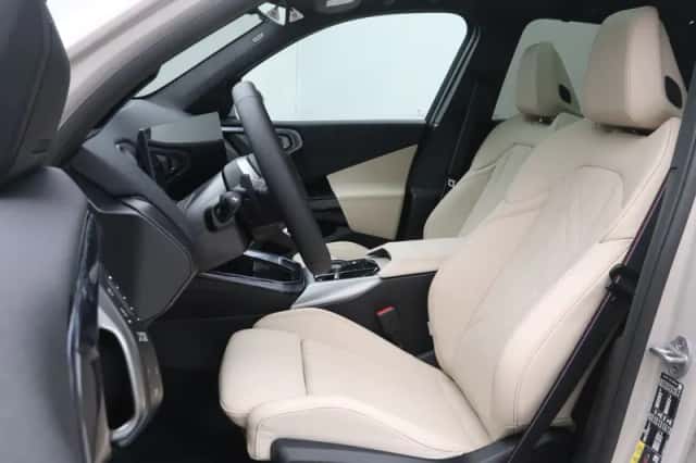 BMW X3 (2026) thumbnail 5
