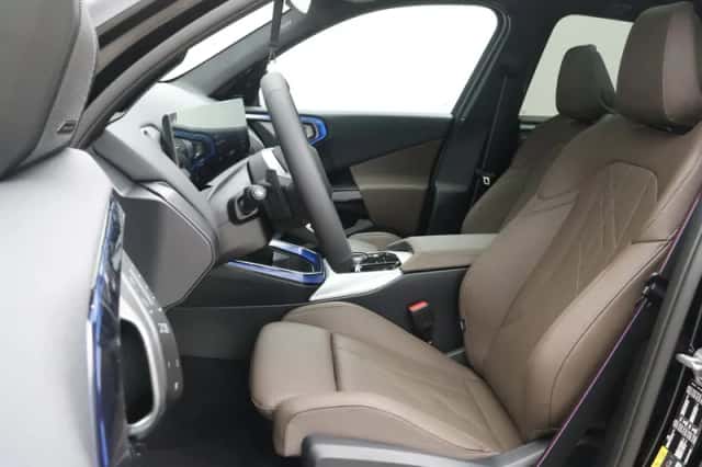 BMW X3 (2026) thumbnail 4