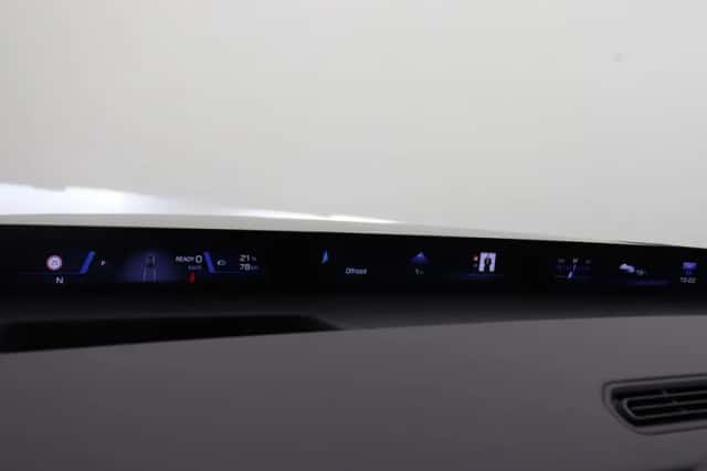BMW iX3 (2026) thumbnail 3