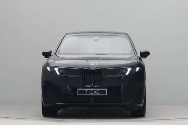 BMW iX3 (2026) thumbnail 5