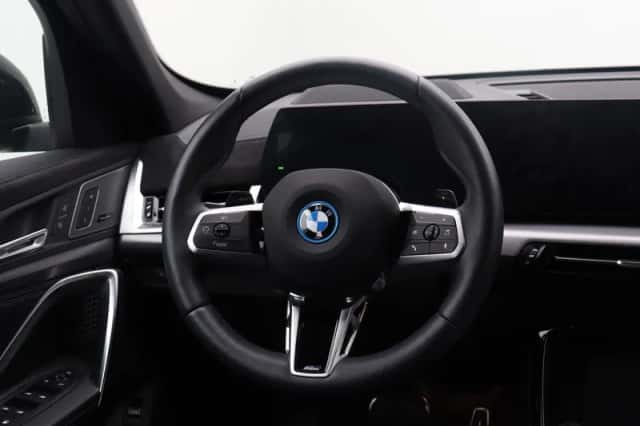 BMW X1 (2026) thumbnail 2