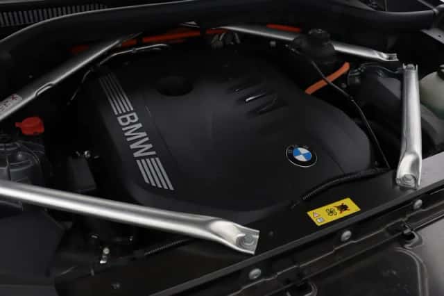 BMW X5 (2026) thumbnail 4