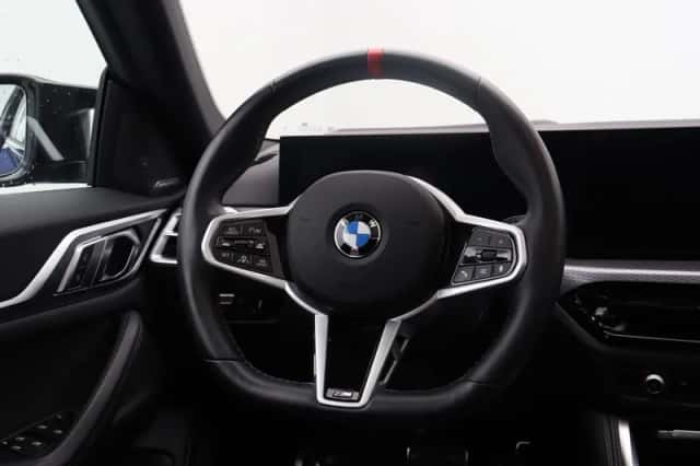 BMW i4 (2026) thumbnail 2