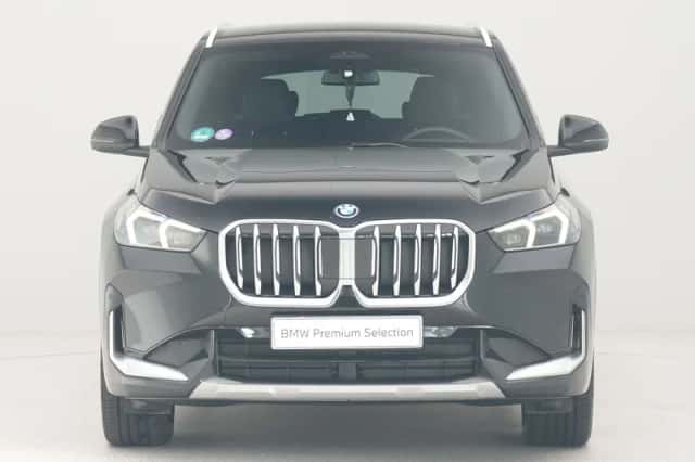 BMW X1 (2023) thumbnail 5