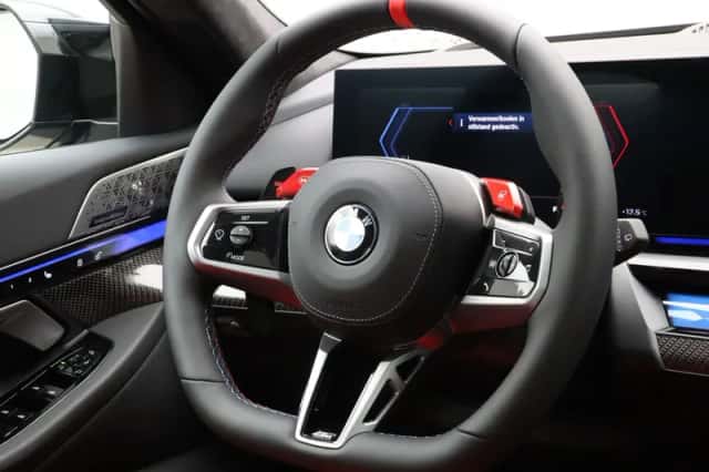 BMW M5 (2026) thumbnail 2