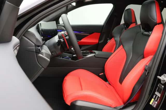 BMW M5 (2026) thumbnail 5