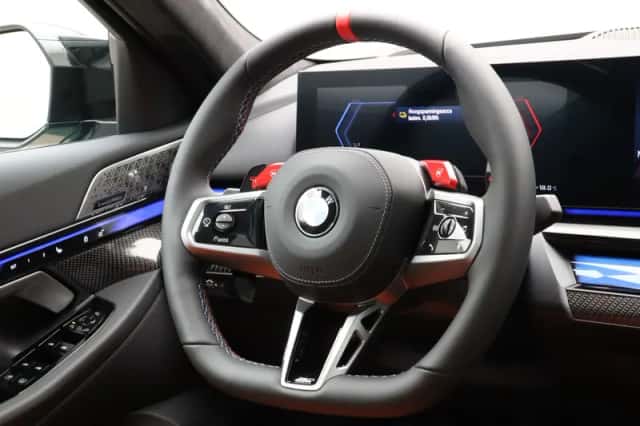 BMW M5 (2026) thumbnail 2