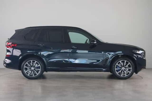 BMW X5 (2025) thumbnail 4