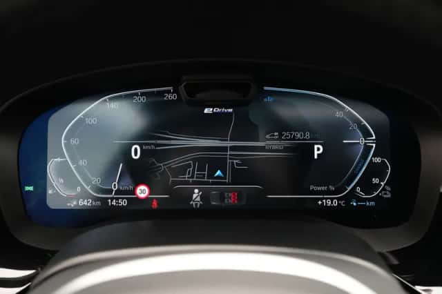 BMW 5-Serie (2022) thumbnail 3