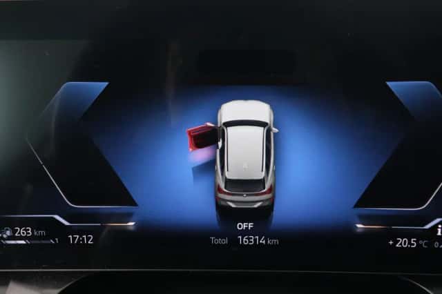 BMW X3 (2026) thumbnail 2