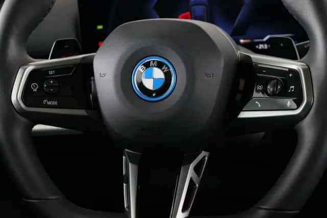 BMW 5-Serie (2025) thumbnail 3